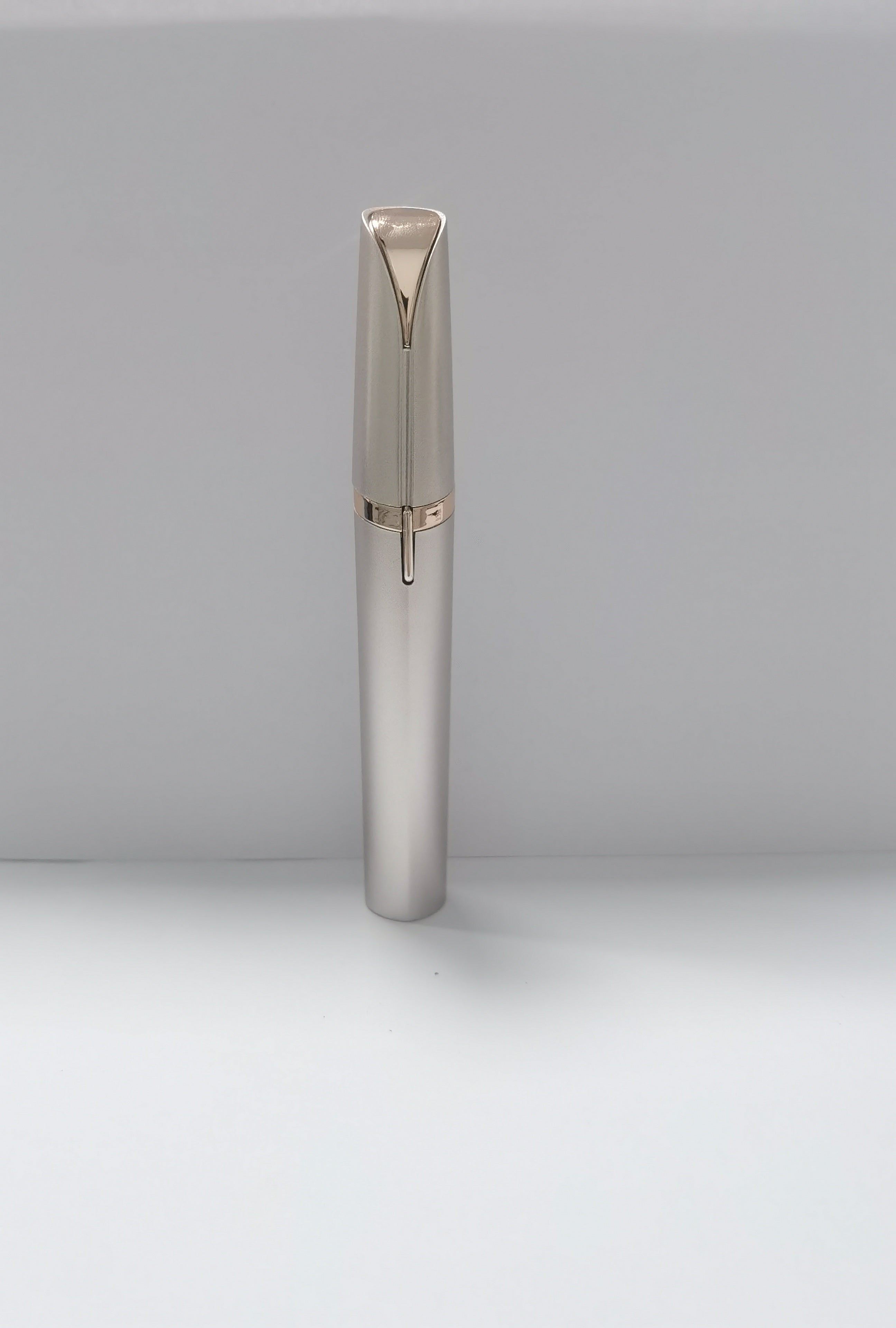 Precision Electric Eyebrow Trimmer – Painless Hair Remover Pen