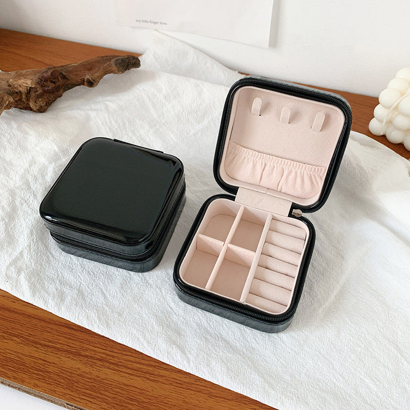 Mini Travel Jewelry Organizer Box - Portable Small Jewelry Case for Rings, Earrings & Necklaces