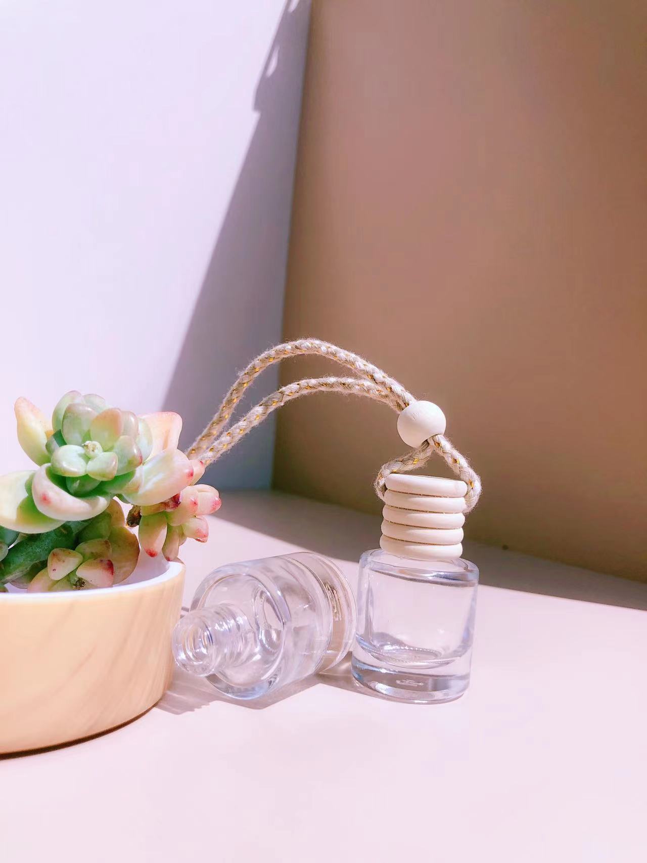 Long-Lasting Car Air Freshener - Essential Oil Hanging Diffuser